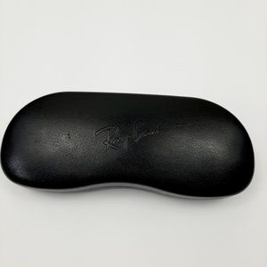 Ray-Ban Black Hard Clamshell Sunglasses/Glasses Case
